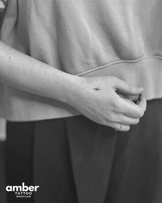 Galeria studia: Studio tatuażu Amber Tattoo Wrocław, Studio tatuażu Amber Tattoo założone... Galeria studia: Studio tatuażu Amber Tattoo Wrocław, Studio tatuażu Amber Tattoo założone...