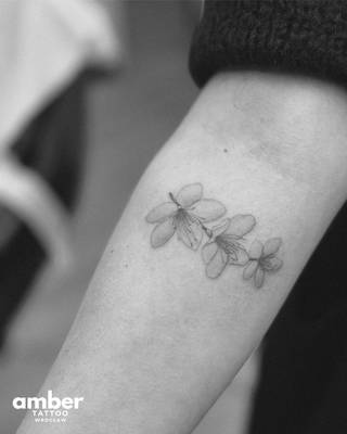 Galeria studia: Studio tatuażu Amber Tattoo Wrocław, Studio tatuażu Amber Tattoo założone... Galeria studia: Studio tatuażu Amber Tattoo Wrocław, Studio tatuażu Amber Tattoo założone...