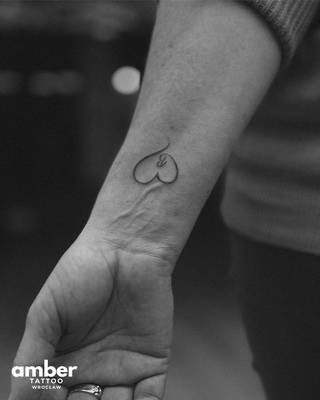 Galeria studia: Studio tatuażu Amber Tattoo Wrocław, Studio tatuażu Amber Tattoo założone... Galeria studia: Studio tatuażu Amber Tattoo Wrocław, Studio tatuażu Amber Tattoo założone...